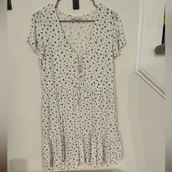 American Eagle Outfitters | Dresses | White Floral Dress With Lining | Poshmark American Eagle Outfitters | Dresses | White Floral Dress With Lining | Poshmark